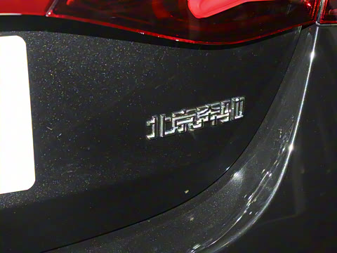 2024�� E 350 e L ���ʽ��϶����˶��γ�