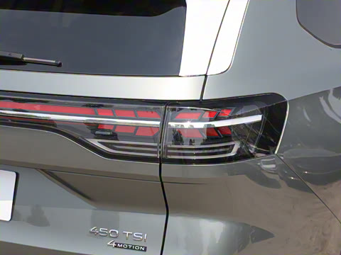 2026�� 450TSI �������� 6��