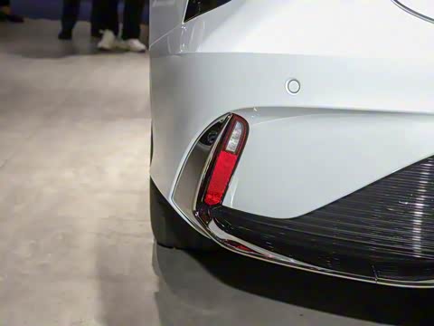 2025�� 2.0T ������