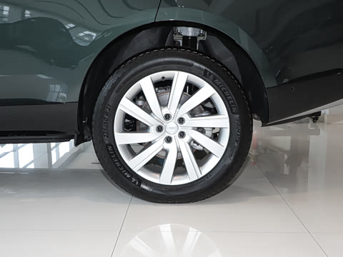 2025�� 3.0 L6 400PS ʢ���ӳ��� ����