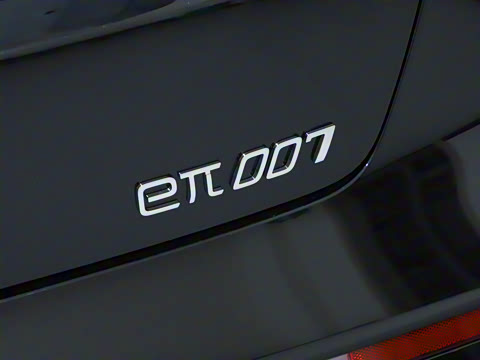 2025�� ���� 550ProѲ����