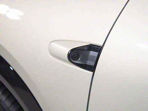 2025�� 702 �������� Ultra