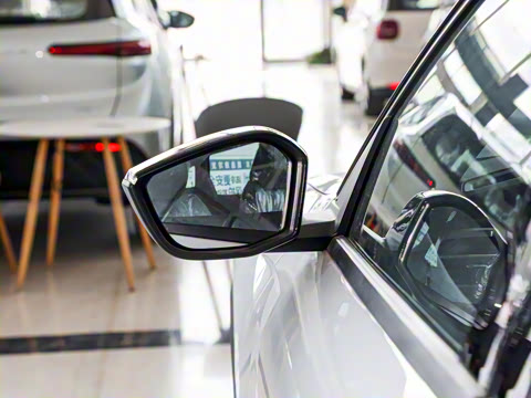 2025�� 1.6T �����