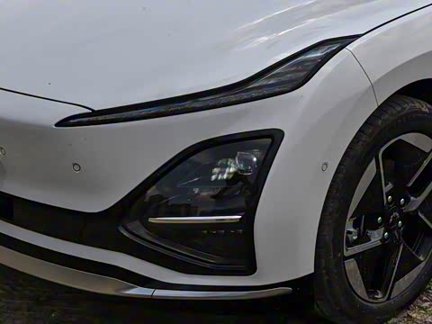 2025�� 610km �����콢��