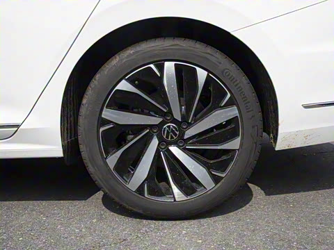 2025�� ���ڿ� 380TSI ��ҫ��