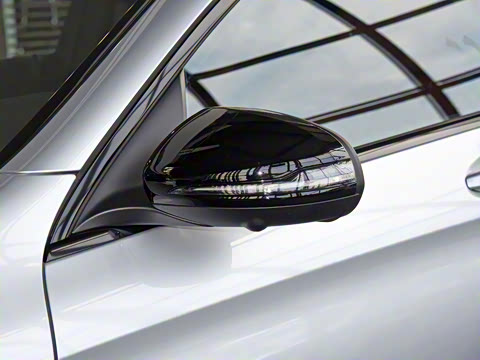 2022�� GLC 260 4MATIC ����SUV