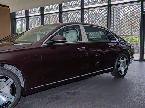 2025�� �Ŀ� S 480 4MATIC