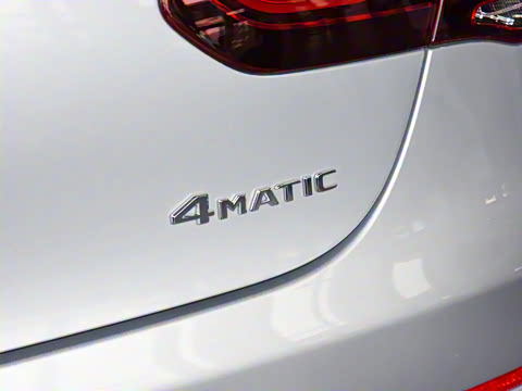 2022�� GLC 260 4MATIC ����SUV