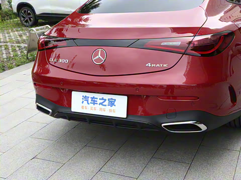 2025�� CLE 300 4MATIC �����ͽ��ܳ�