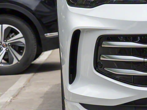 2025�� PRO 380TSI �������а�