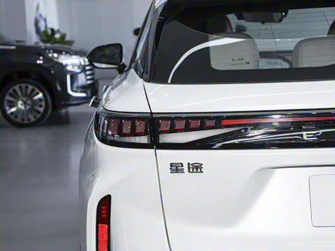 2025�� 210��������Pro����