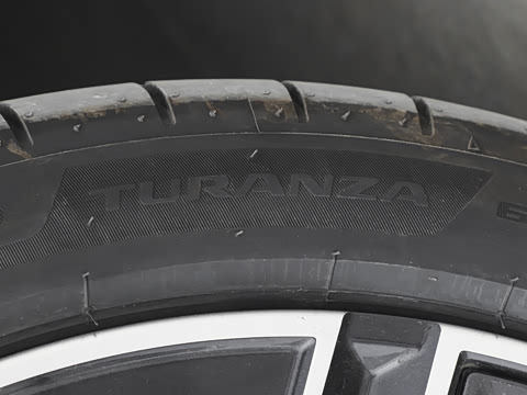 2025�� 530Li xDrive M�˶���װ