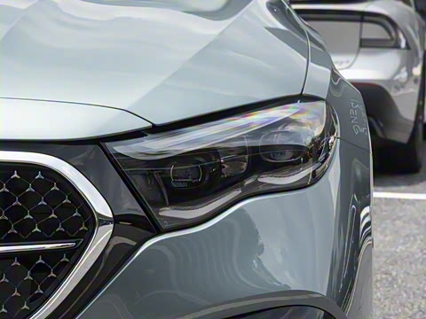 2025�� �Ŀ� E 300 ʱ�����˶���