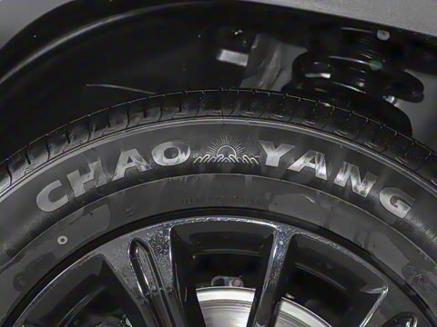 2025�� 2.0T 4WD Ultra