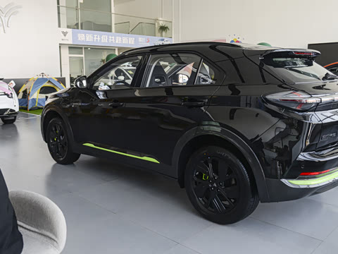 2022�� ��߸U-�� 400 ��Ԫ�