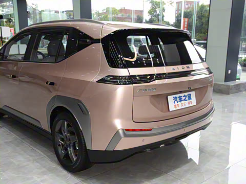 2022�� Plus 70 �Ƽ���