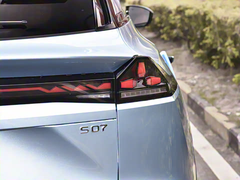 2025�� 285Max ��ΪǬ���Ǽ�ADS SE���̰�