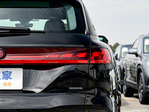 2024�� 40 TFSI quattro ������ ������װ 7��