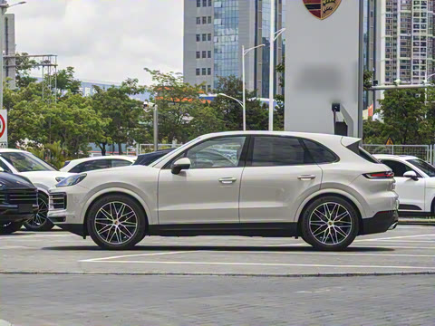 2025�� Cayenne 3.0T ���ΰ�