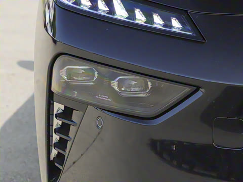 2025�� ���� 650ProѲ����