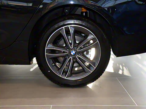 2019�� 220i �������˶���װ