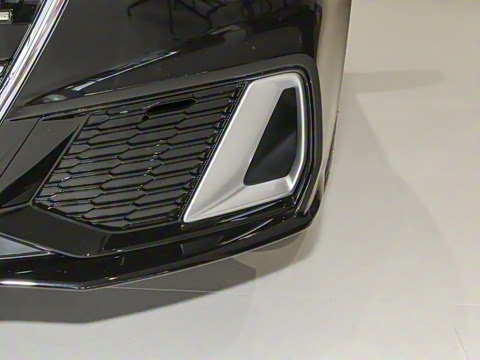 2025�� 45 TFSI quattro ������