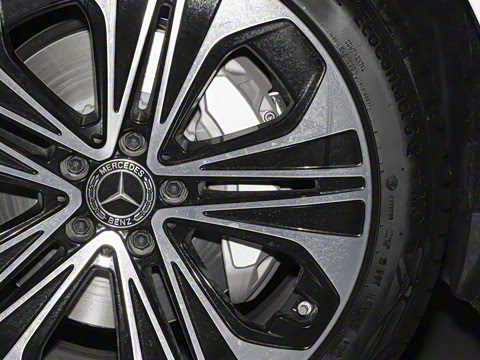 2025�� �Ŀ� E 300 L ������