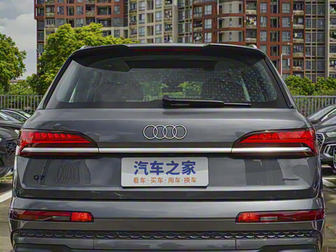 2025�� 45 TFSI quattro S line�˶���