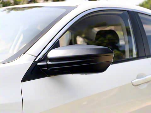 2019�� 180TURBO CVT���ð� ��VI