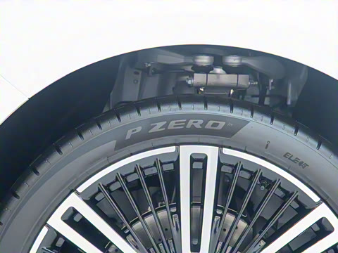 2025�� 102kWh ǩ����