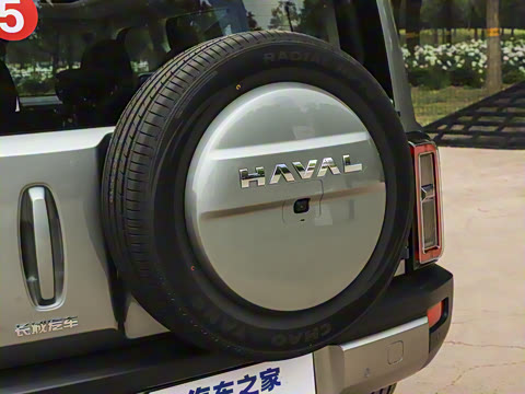 2025�� 2.0T 4WD Ultra