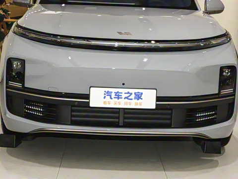 2025�� Ultra ���ܻ��°�