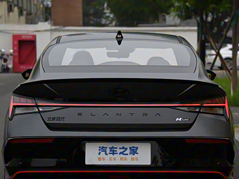 2023�� 240TGDi DCT N Line TOP�콢��