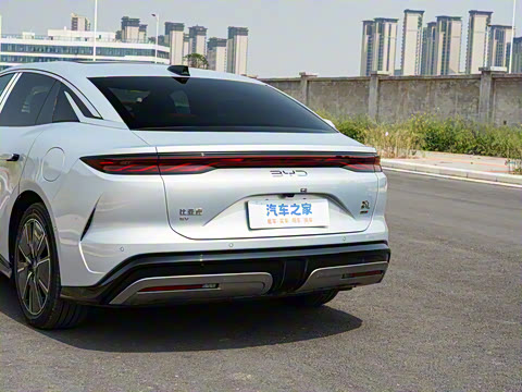 2025�� EV 701KM�����״�������