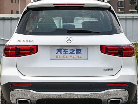 2025�� GLB 220 ������