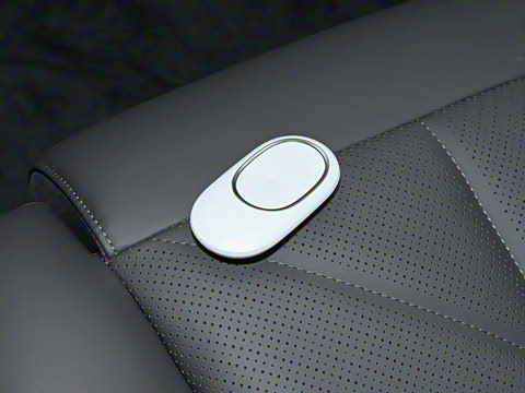 2025�� 75kWh Touring