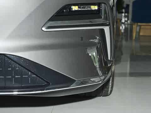 2025�� 130km EM-i ������