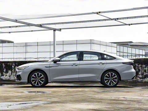 2025�� 2.0T DCT ������