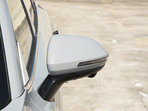 2025�� 2.0T ��������� 5��