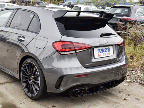 2022�� AMG A 35 4MATIC