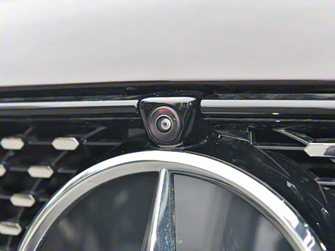 2022�� E 350 e L ���ʽ��϶����˶��γ�