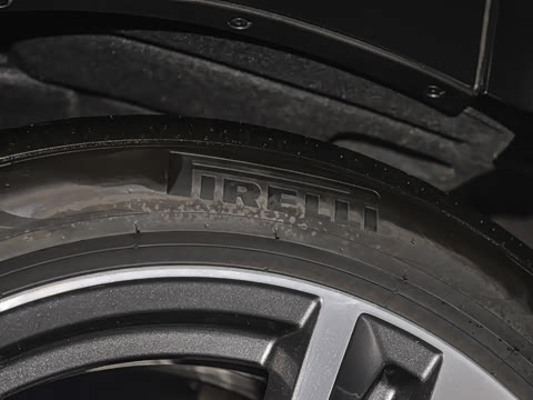 2025�� �Ŀ� 40 TFSI ����������