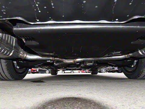 2022�� E 350 e L ���ʽ��϶����γ�