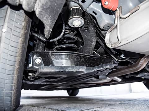 2020�� EcoBoost 180 �Զ���ҫ��