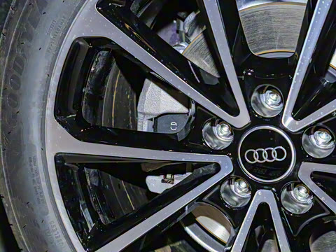 2026�� 2.0T �˶��� Plus