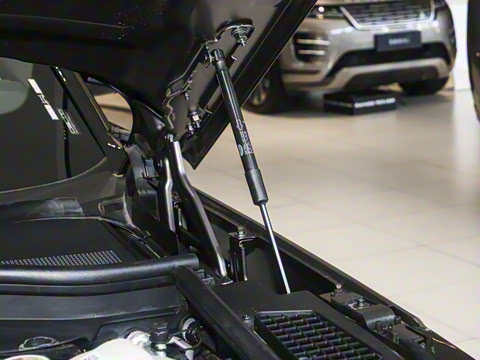 2025�� 3.0 L6 400PS �����ӳ���