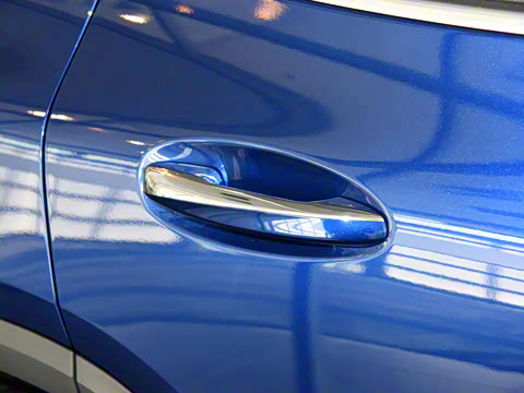 2022�� �Ŀ� GLA 200