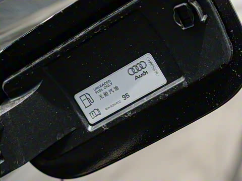 2026�� A8L 45 TFSI quattro ������