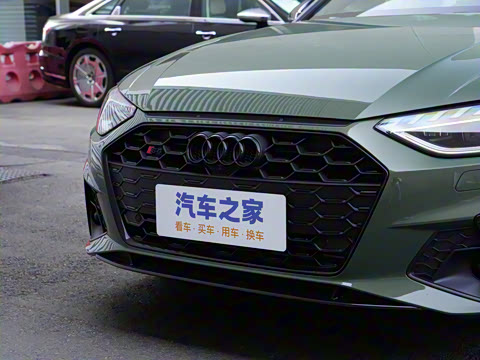 2025�� S4 Avant 3.0TFSI