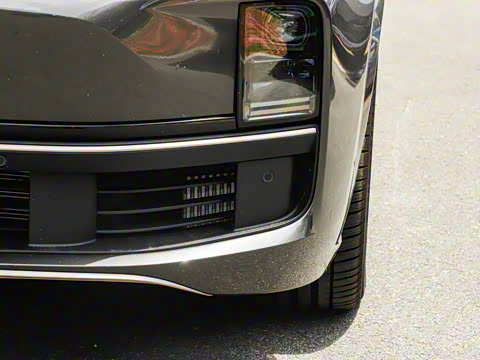 2025�� Ultra ���ܻ��°�